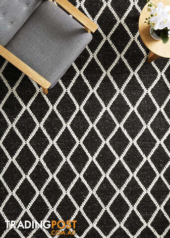 Huxley Black Rug 400X300CM - HUX-BLACK-400X300