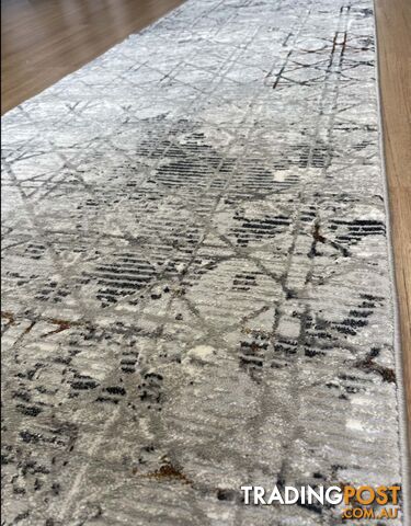 Alyssa Diamond Hallway Runner 80CM Wide 5.5M  - Alissa Multy Grey