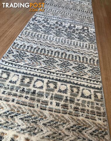 Boho Ivory Beige Hallway Runner 80CM Wide 4.5M - Carvan Ivory Beige 8494