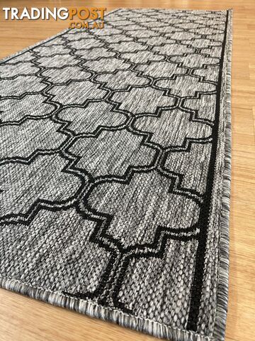 Moroccan Grey Black Hall Runner Non-Slip 80cm Wide 1M  - 2534 Grey Black (DM9 E)