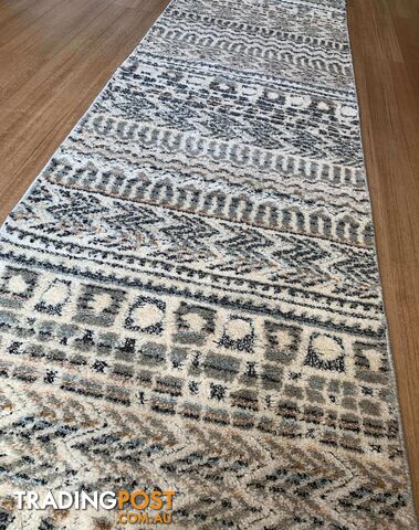 Boho Ivory Beige Hallway Runner 80CM Wide 5.5M - Carvan Ivory Beige 8494