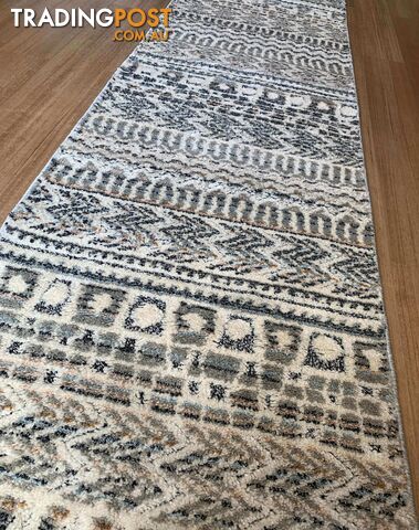 Boho Ivory Beige Hallway Runner 80CM Wide 10.5M - Carvan Ivory Beige 8494