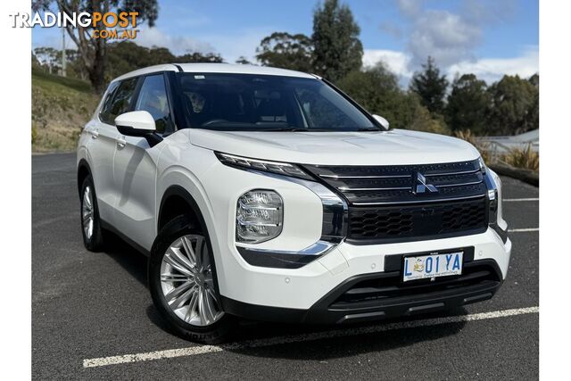 2024 Mitsubishi Outlander ES ZM