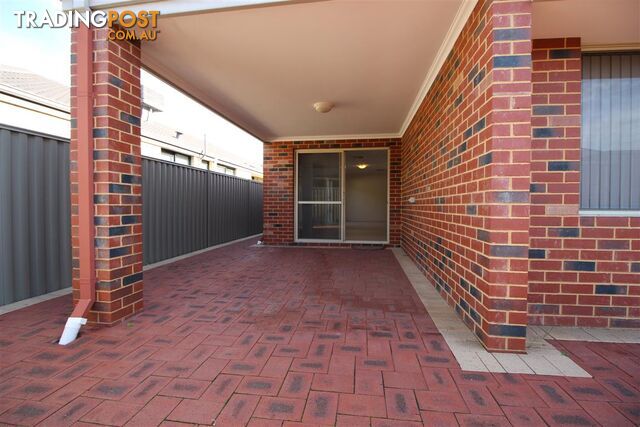 38 Whittaker Turn PIARA WATERS WA 6112