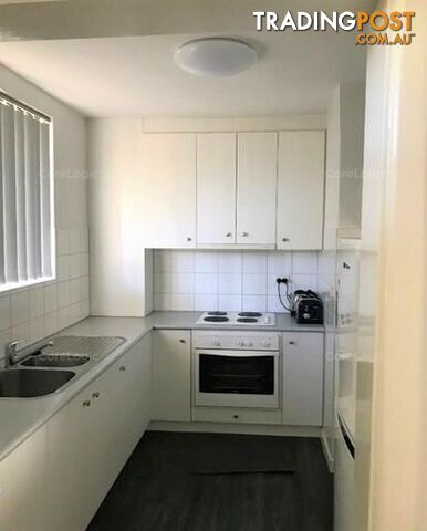 5 18 The Avenue CRAWLEY WA 6009