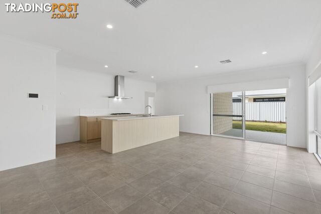 8 Killarney Street YANCHEP WA 6035