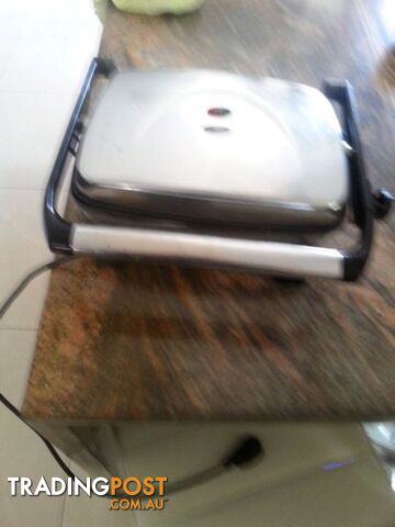 mistral toaster for sale - photo 2 of 3