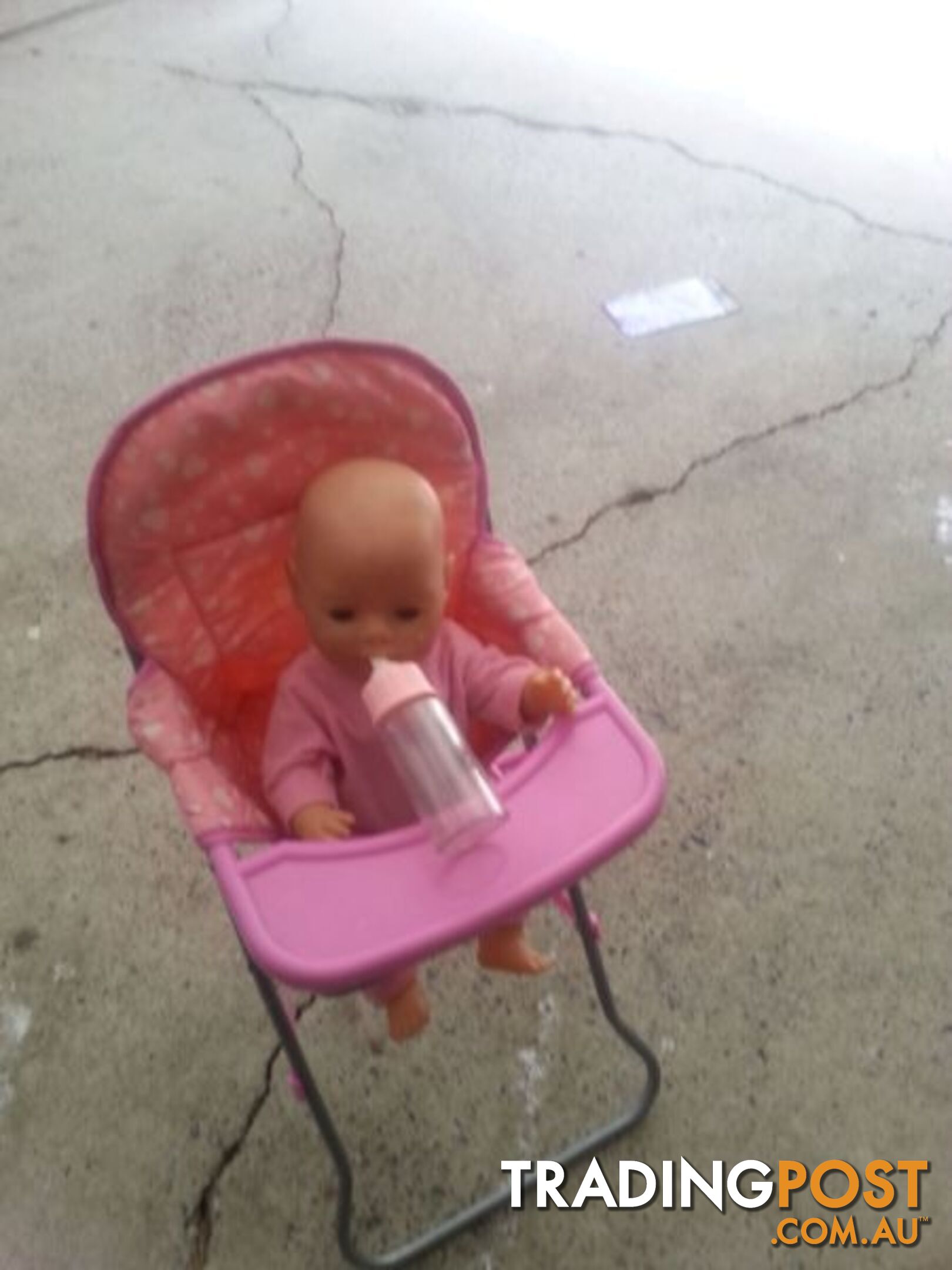 baby born in the chair