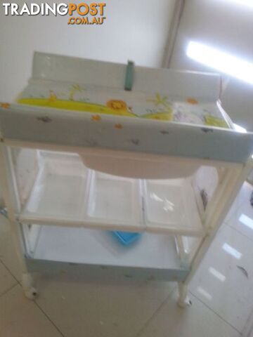 baby change table