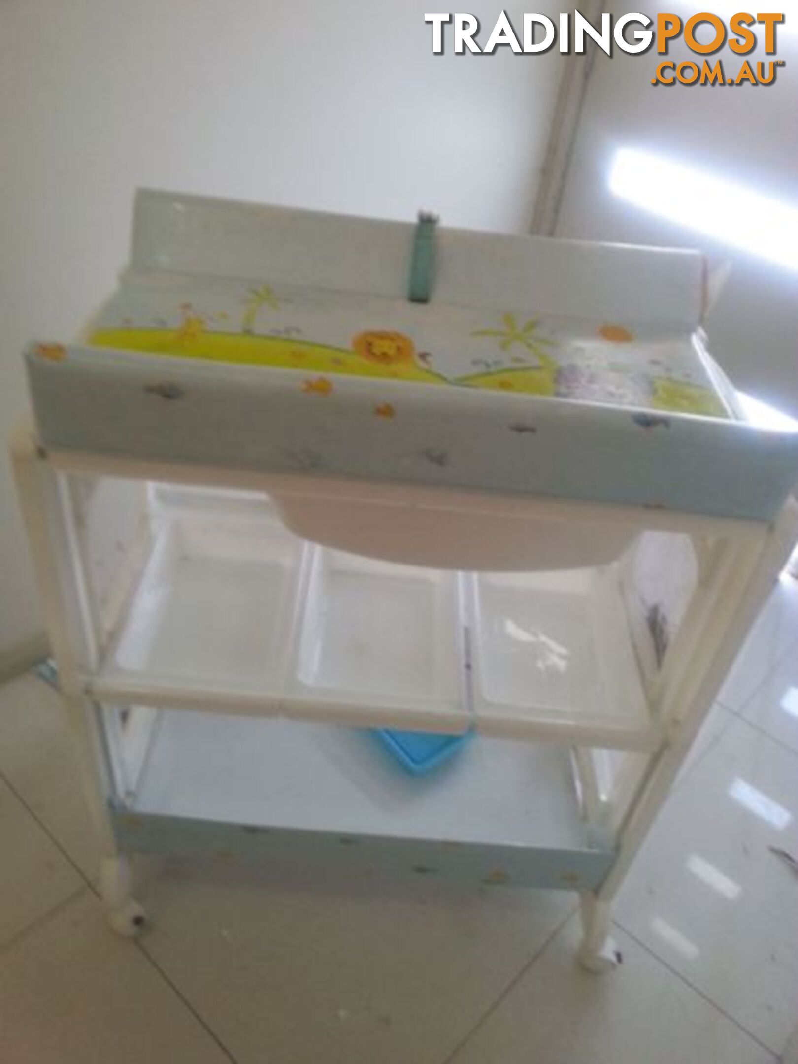 baby change table