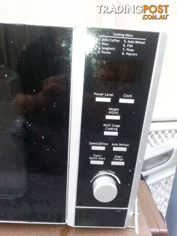 Sanyo microwave