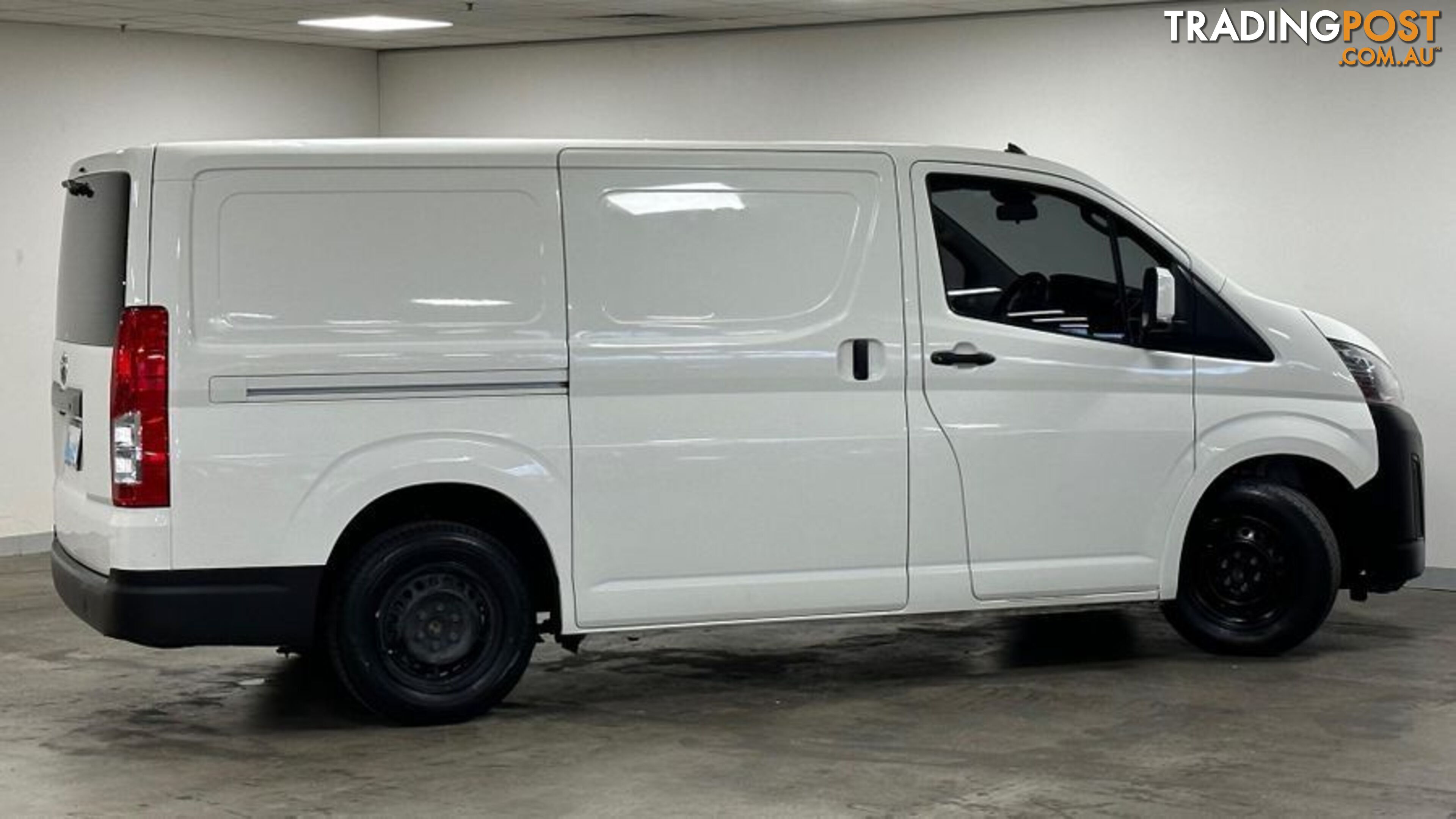 2019 TOYOTA HIACE  GDH300R VAN