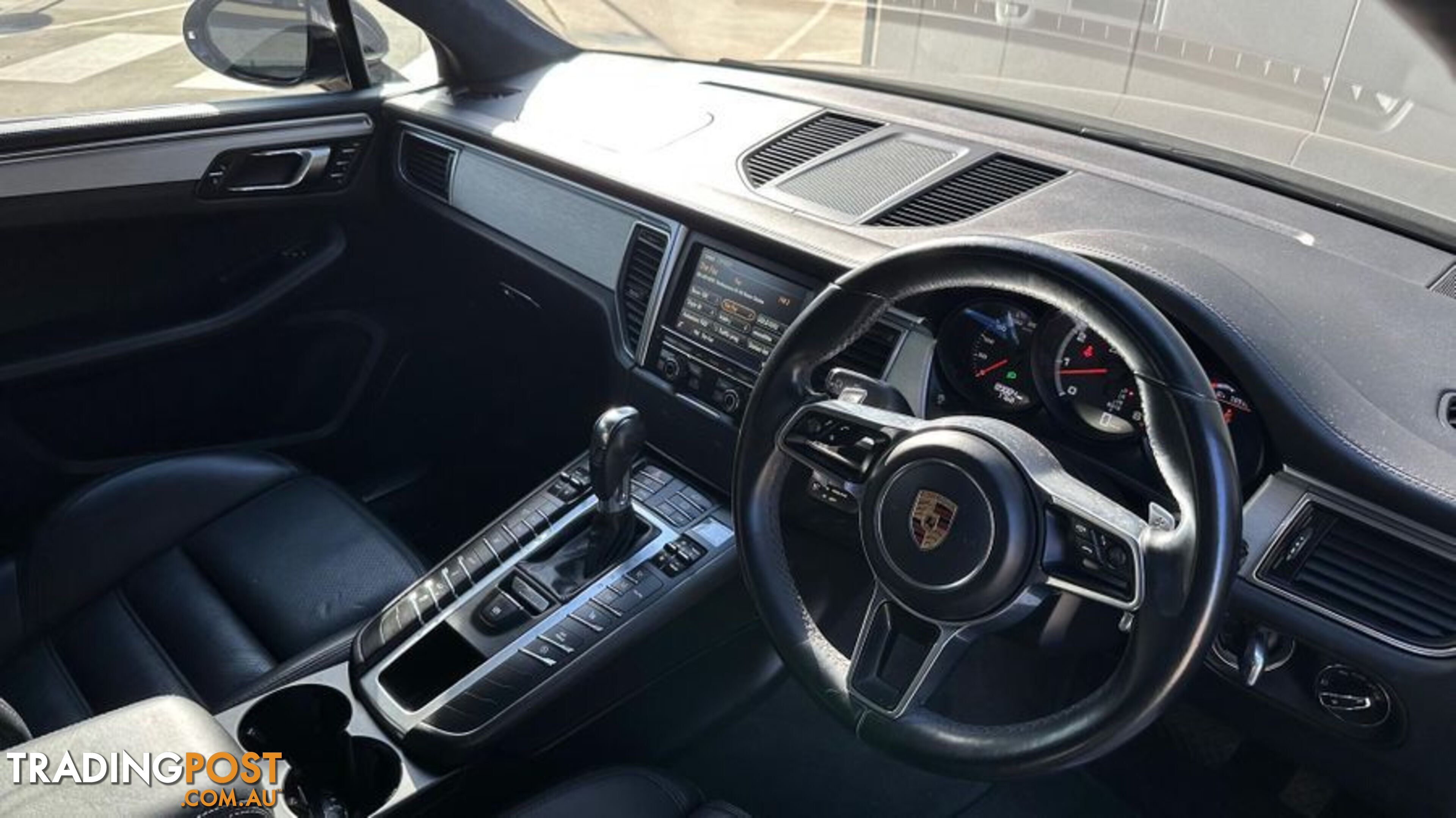 2016 PORSCHE MACAN TURBO 95B WAGON