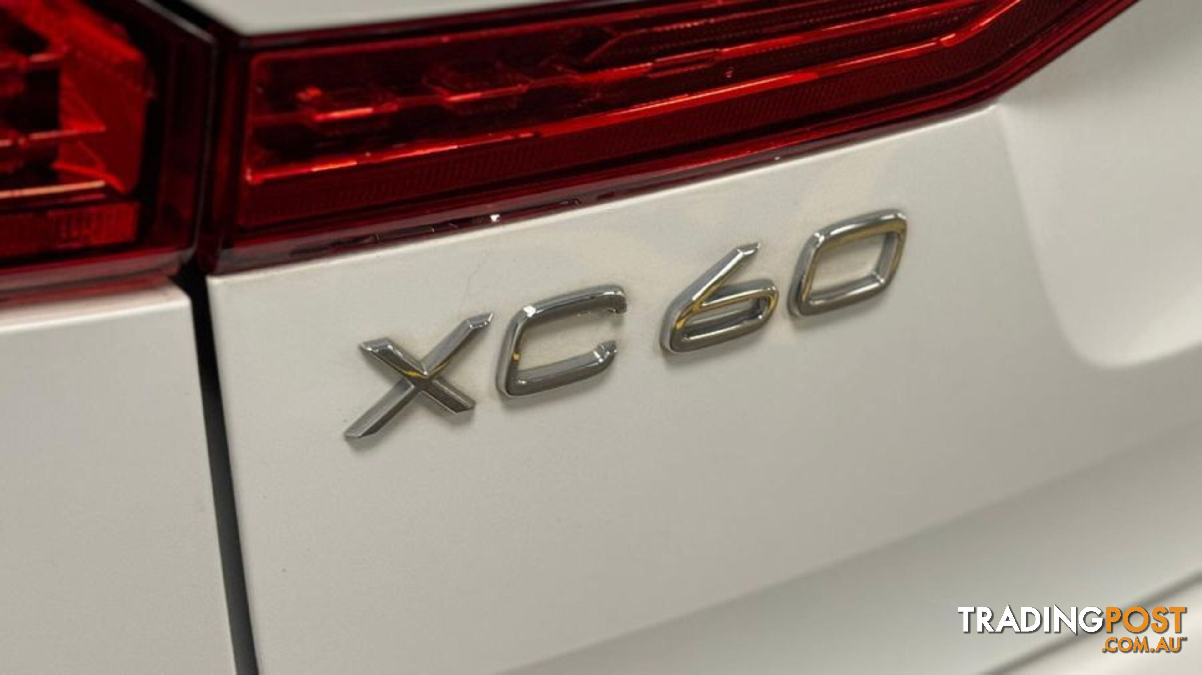 2018 VOLVO XC60 D5 R-DESIGN  WAGON