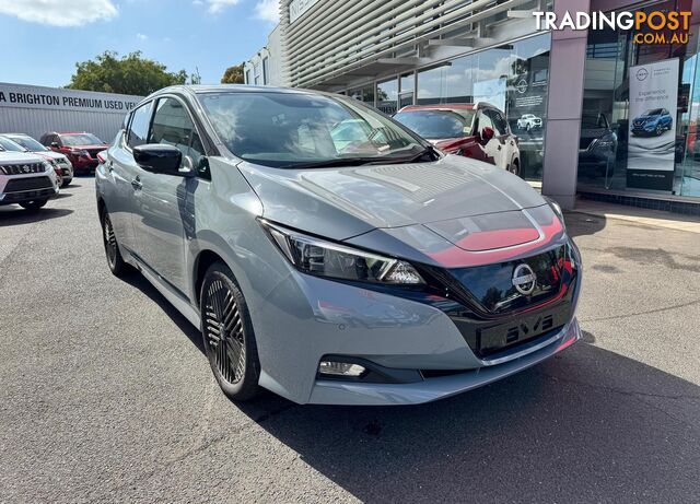 2023 NISSAN LEAF  ZE1 HATCH