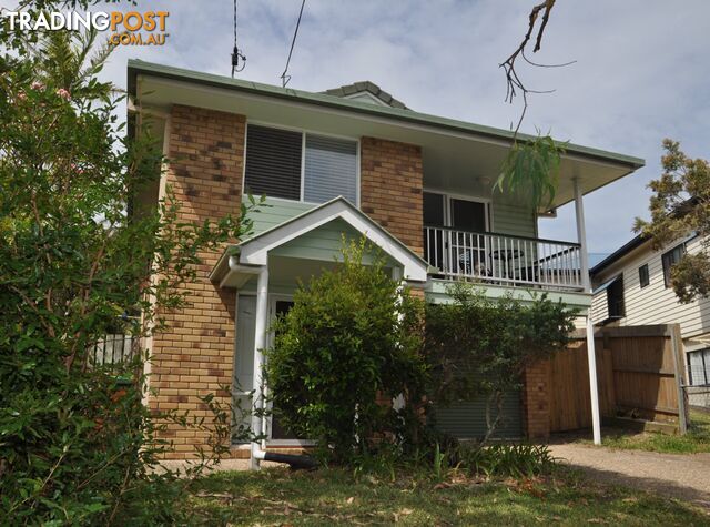 14A Oakley Street MANLY QLD 4179