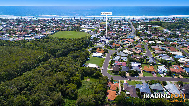 Shop 2/44-48 Byron Street LENNOX HEAD NSW 2478