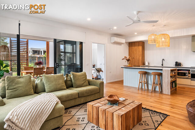 8 Aqua Walk SKENNARS HEAD NSW 2478
