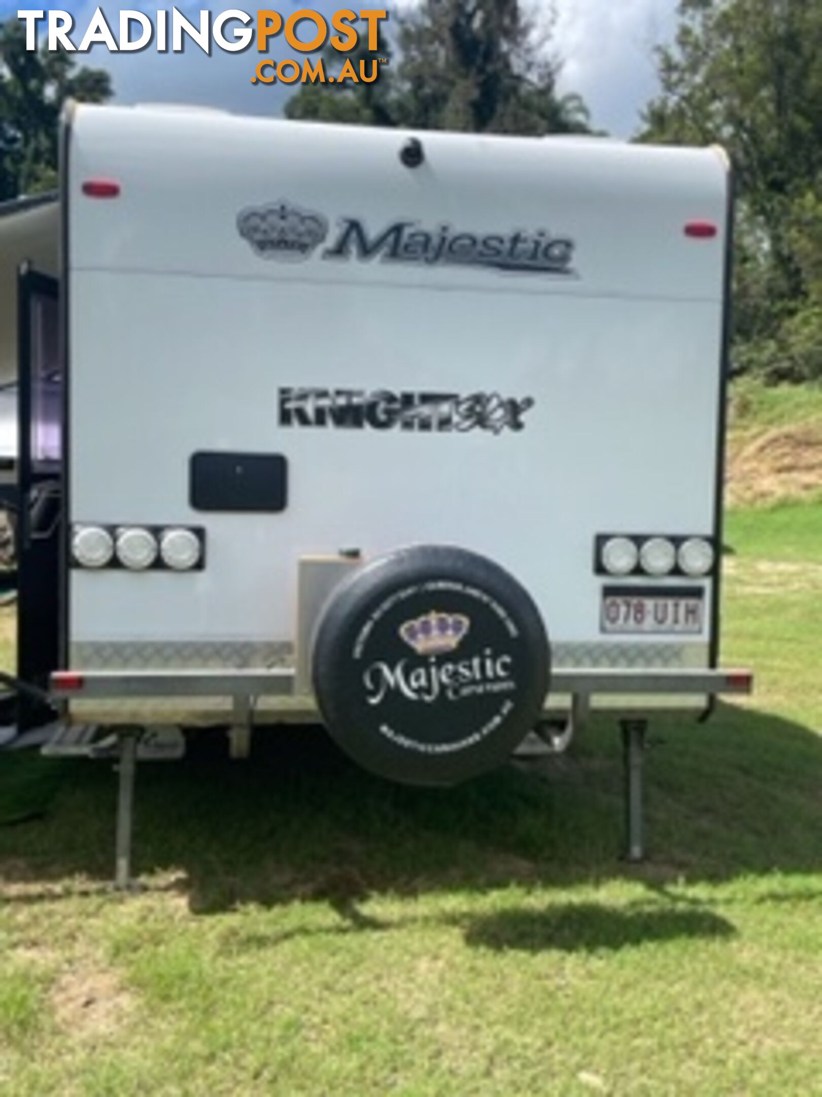 2019 Majestic KNIGHT - beautifully appointed home on wheels!