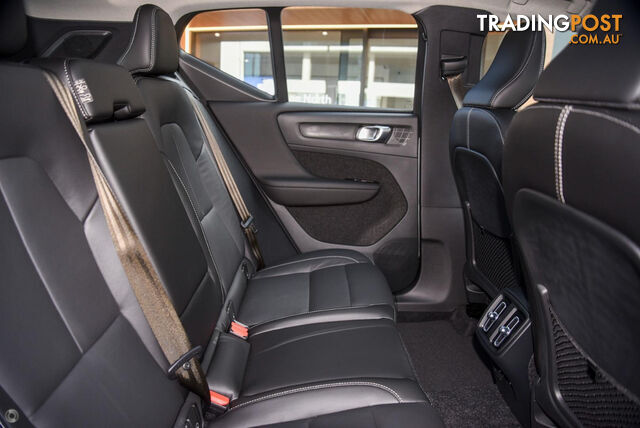 2026 VOLVO XC40 PLUS B4 XZ SUV