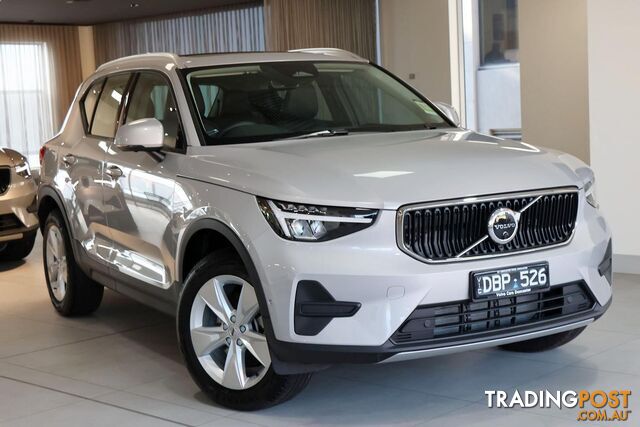 2023 VOLVO XC40 PLUS B4 8.4 SUV