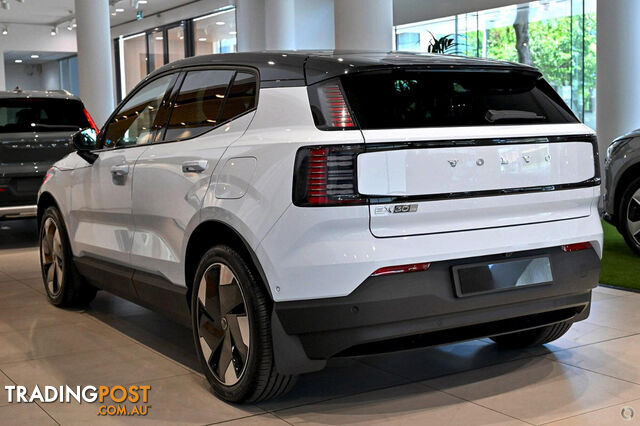 2026 VOLVO EX30 SINGLE MOTOR EXTENDED RANGE PLUS SUV - photo 4 of 15