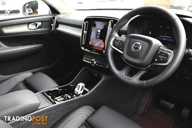 2025 VOLVO XC40 ULTRA B4 BRIGHT XZ SUV - photo 5 of 15