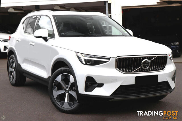 2025 VOLVO XC40 ULTRA B4 BRIGHT XZ SUV