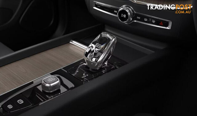 2026 VOLVO XC60 PLUS B5 BRIGHT UZ SUV - photo 4 of 8