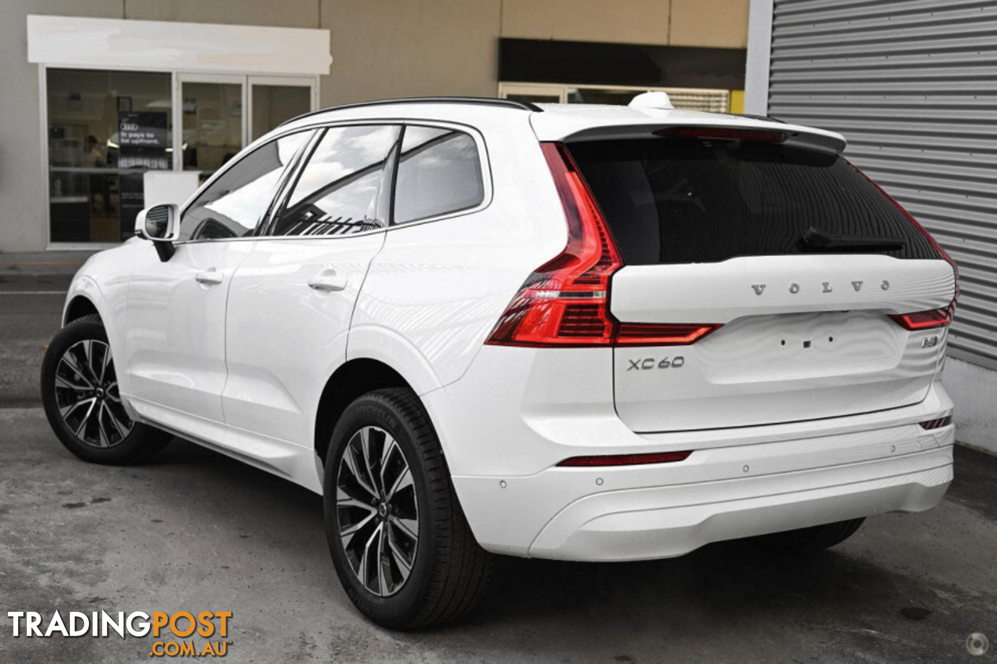 2024 VOLVO XC60 PLUS B5 B5 SUV