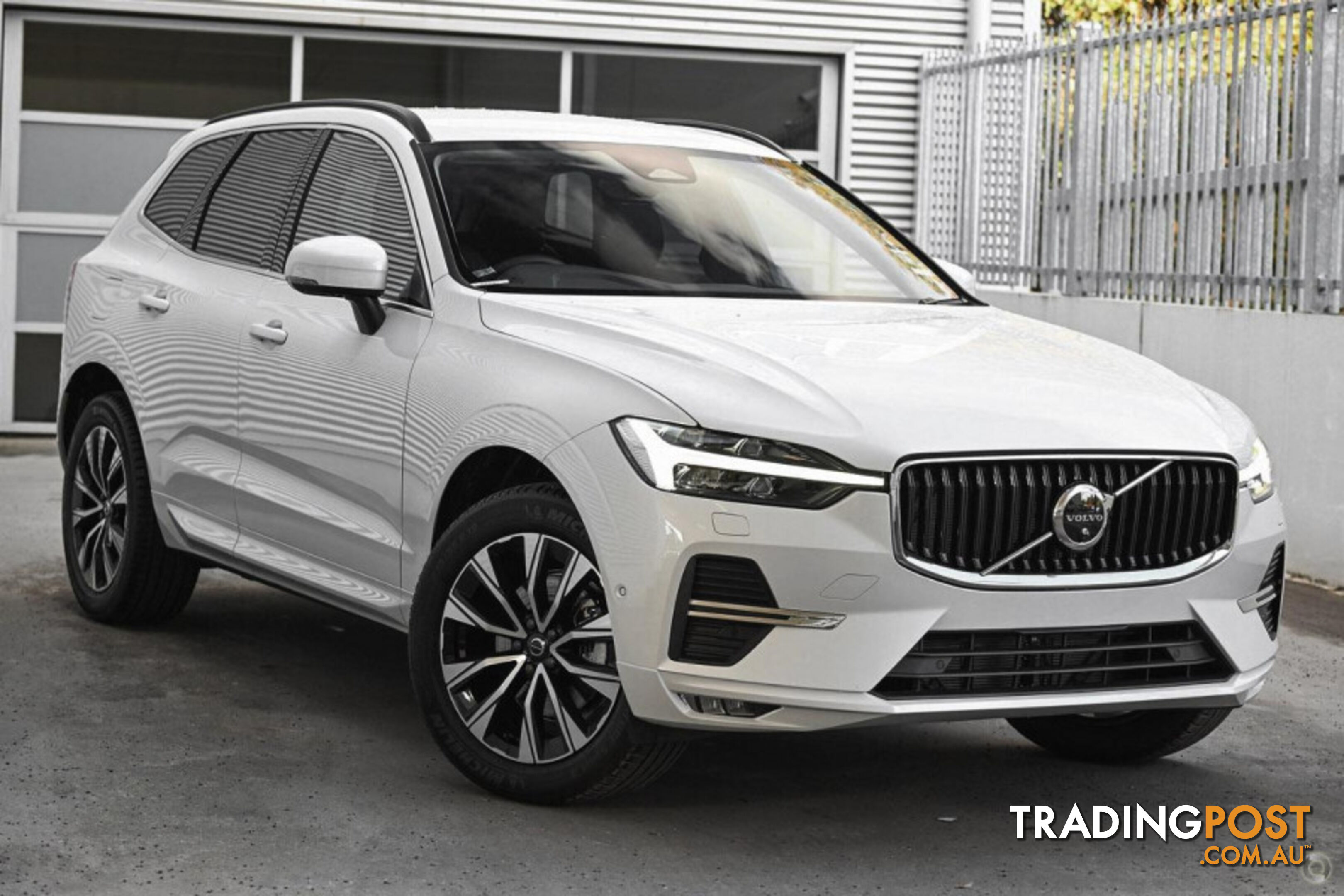 2024 VOLVO XC60 PLUS B5 B5 SUV