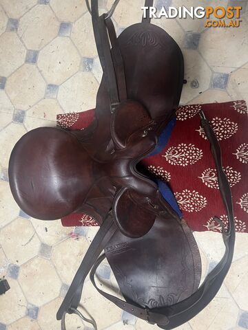 Australian stock saddle