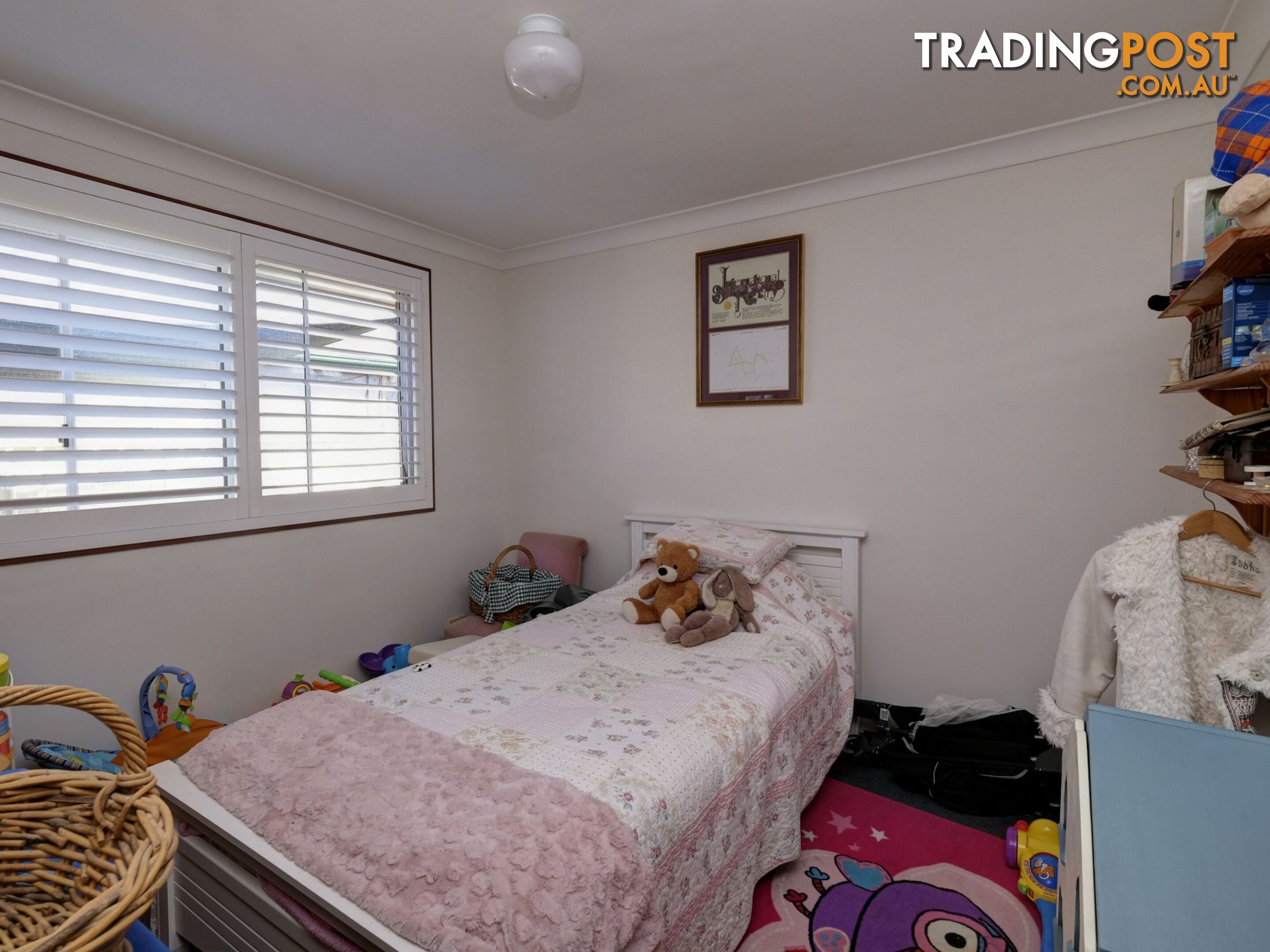 1 Colin Place FORSTER NSW 2428