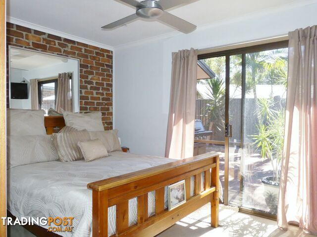 12 Seabreeze Parade GREEN POINT NSW 2428