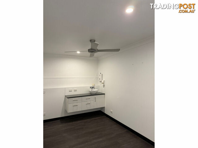 4/80-82 Manning Street TUNCURRY NSW 2428 - photo 3 of 6