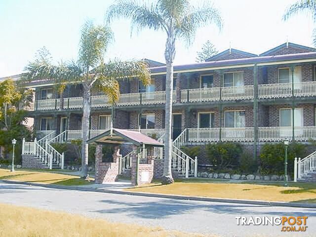 Apartment 4/1 Recreation Lane TUNCURRY NSW 2428