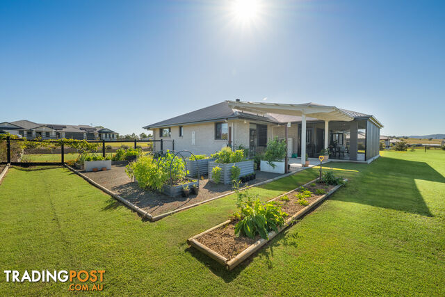 17 Caballo Way WINYA QLD 4515 - photo 5 of 26