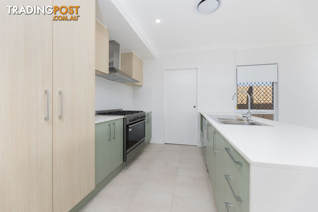 15 Carif Street MORAYFIELD QLD 4506 - photo 2 of 16