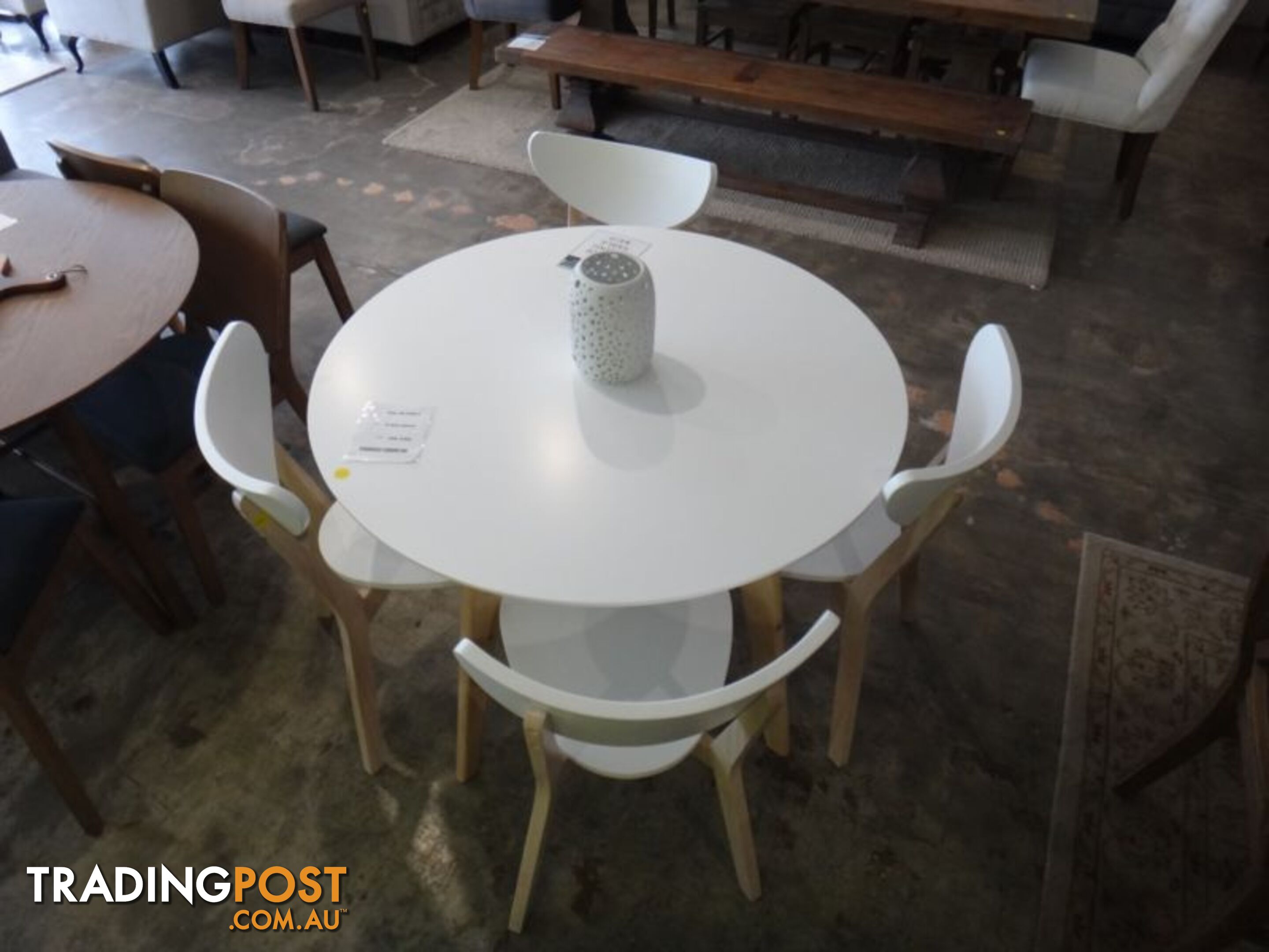 BRAND NEW SCANDI 5 PIECE DINING SET - CLEARANCE OUTLET