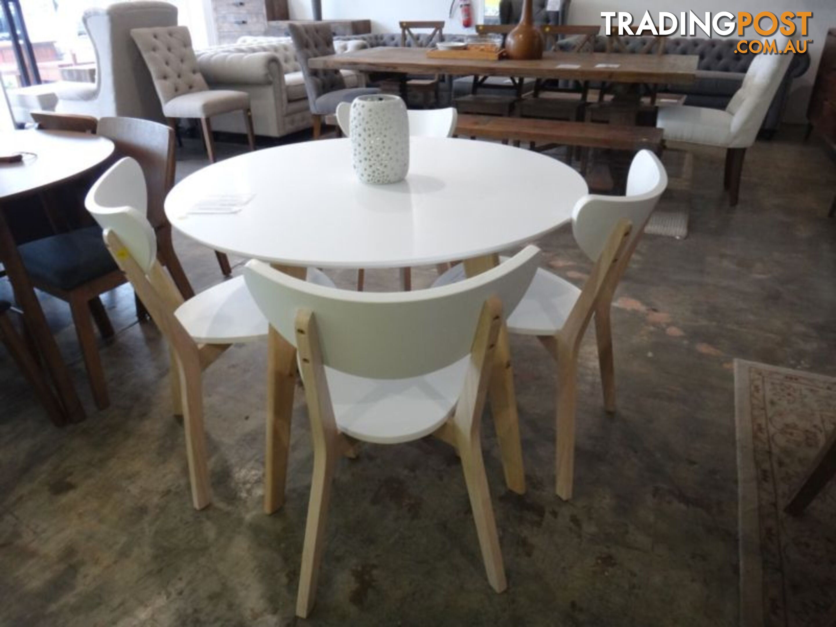 BRAND NEW SCANDI 5 PIECE DINING SET - CLEARANCE OUTLET