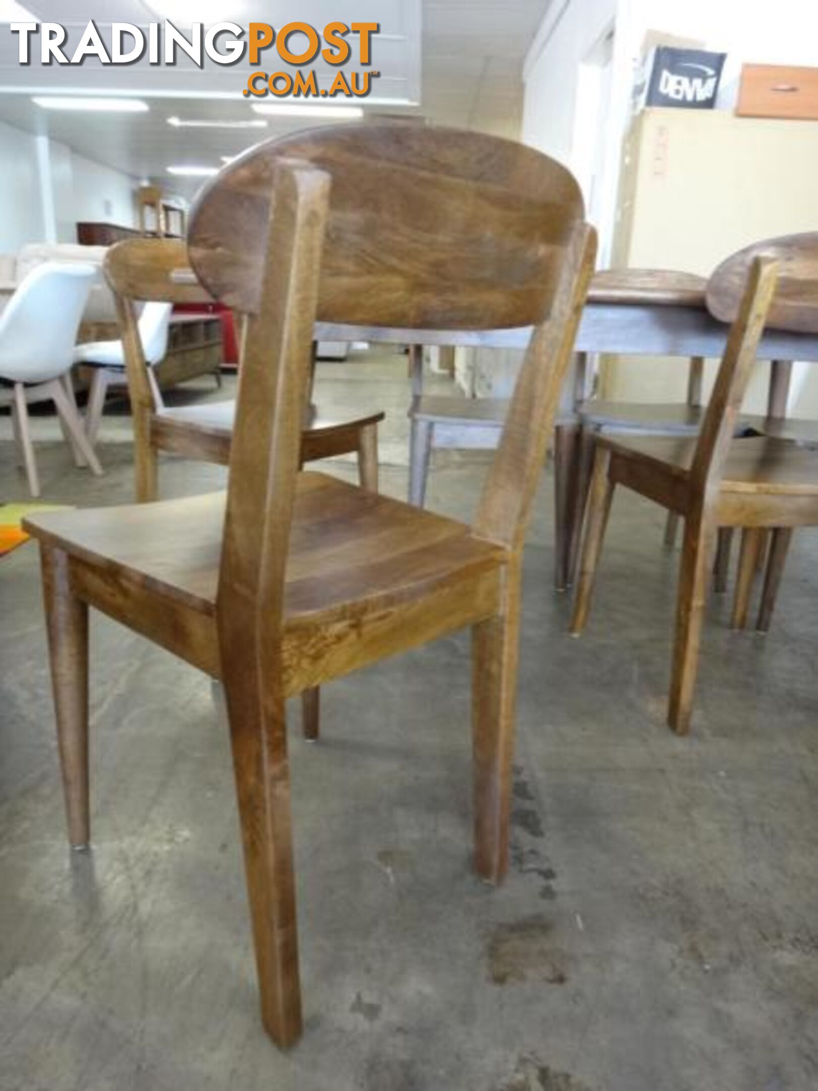 NEW RETRO DINING CHAIR - SOLID MANGO WOOD - DANISH DESIGN