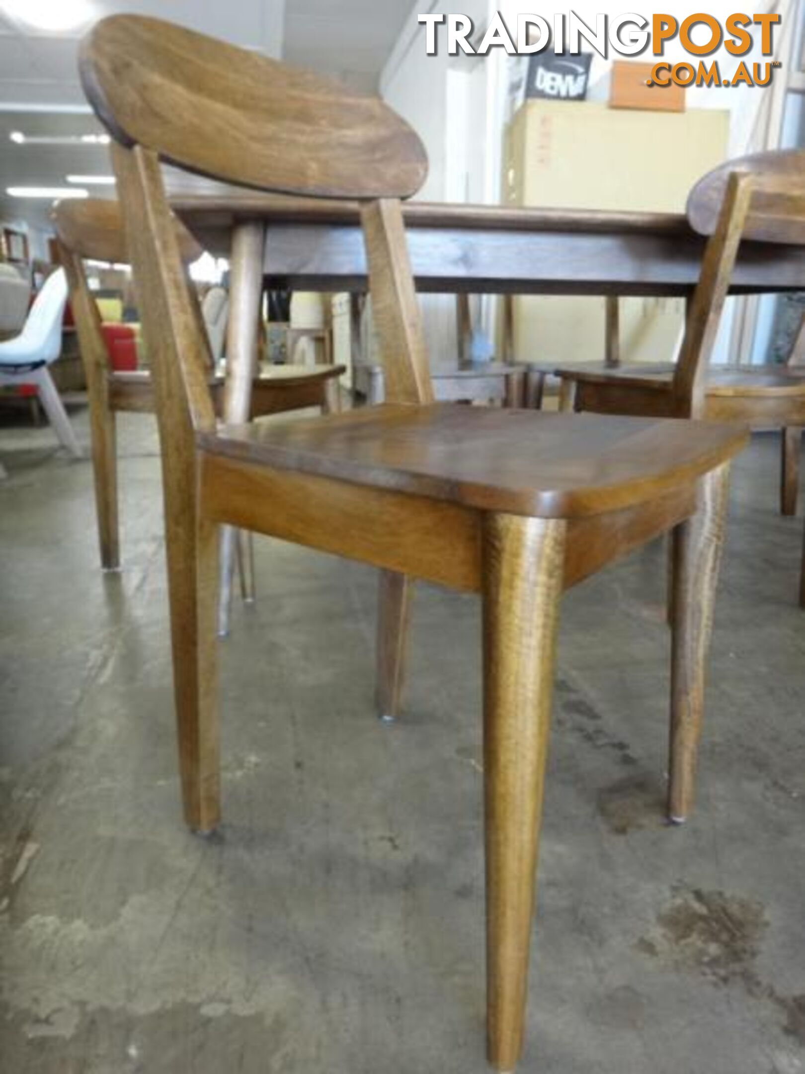 NEW RETRO DINING CHAIR - SOLID MANGO WOOD - DANISH DESIGN