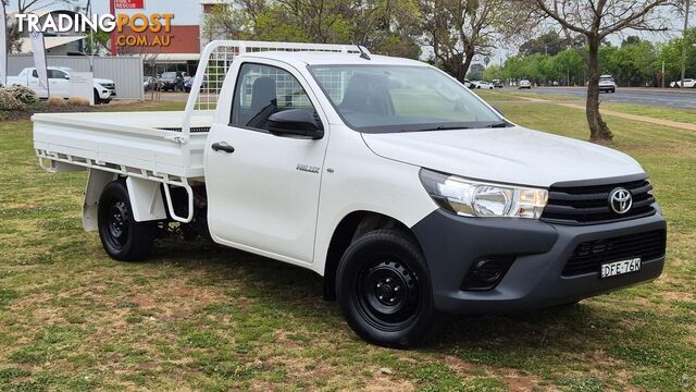 2016 Toyota Hilux Workmate TGN121R Cab Chassis