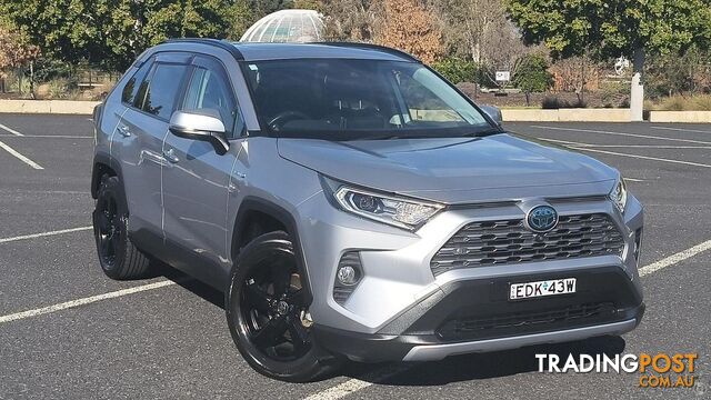 2019 Toyota RAV4 Cruiser SUV