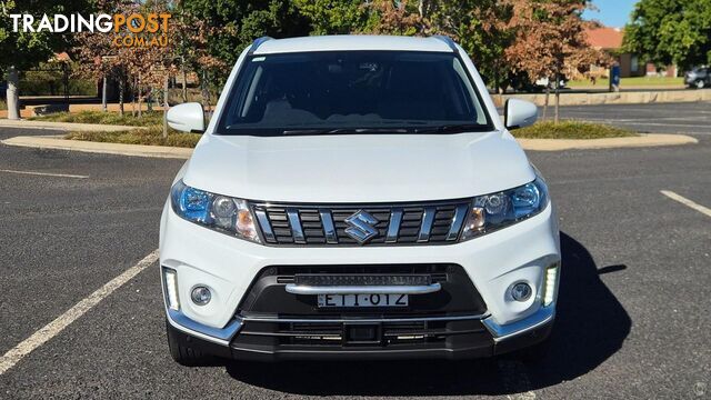2022 Suzuki Vitara Turbo SUV - photo 3 of 29
