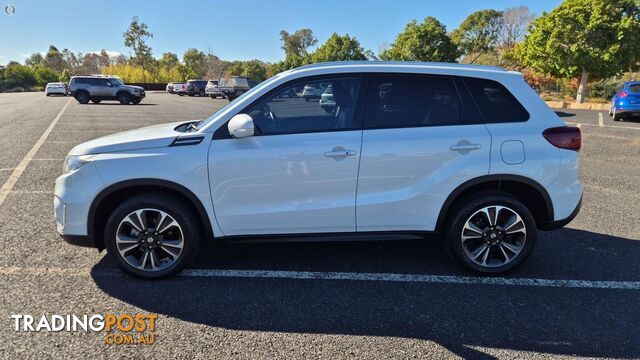 2022 Suzuki Vitara Turbo  SUV - photo 5 of 29
