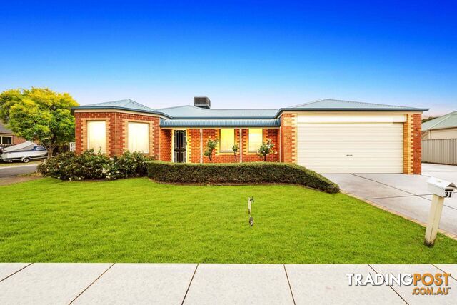 31 Hartland Circuit Pakenham VIC 3810