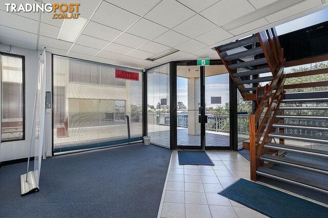 First Floor, Unit 6/27 Thornton Crescent Mitcham VIC 3132