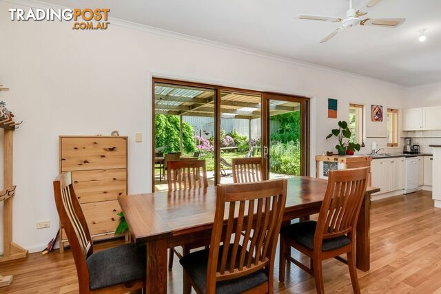 71 Thornhill Lane Elphinstone VIC 3448 - photo 3 of 19