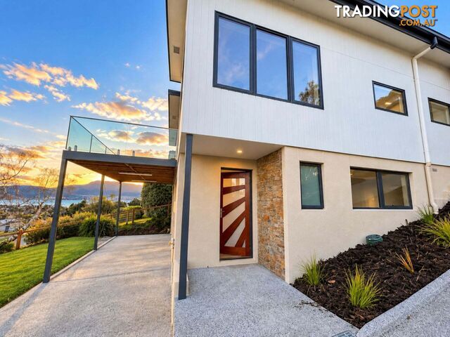 1/64 Waverley Street Bellerive TAS 7018